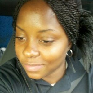 Meet your Posher, Kianda